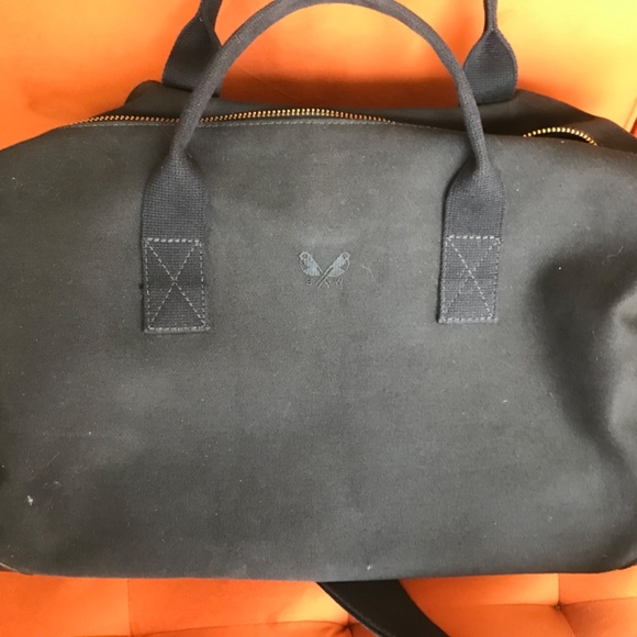 The Commuter is Bennett Winch Black duffel travel bag - Picture 5 of 8